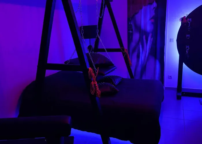 Lägenhet L'atelier Kuroi - Bdsm - Balancoire, Banc De Fessee, Cage, Croix, Tantra