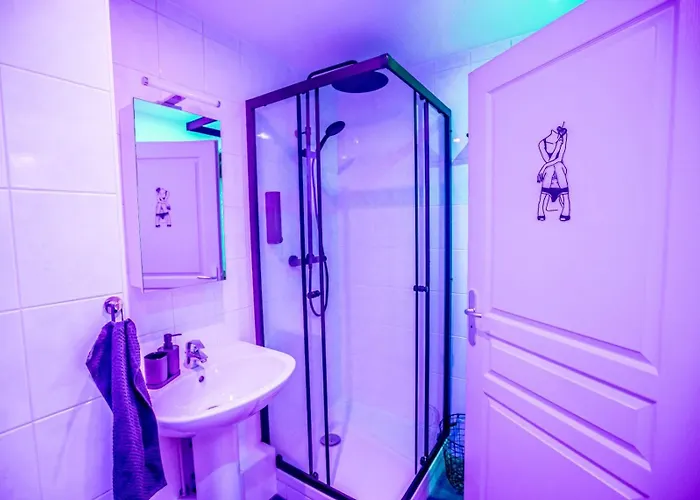 L'atelier Kuroi - Bdsm - Balancoire, Banc De Fessee, Cage, Croix, Tantra Walbourg